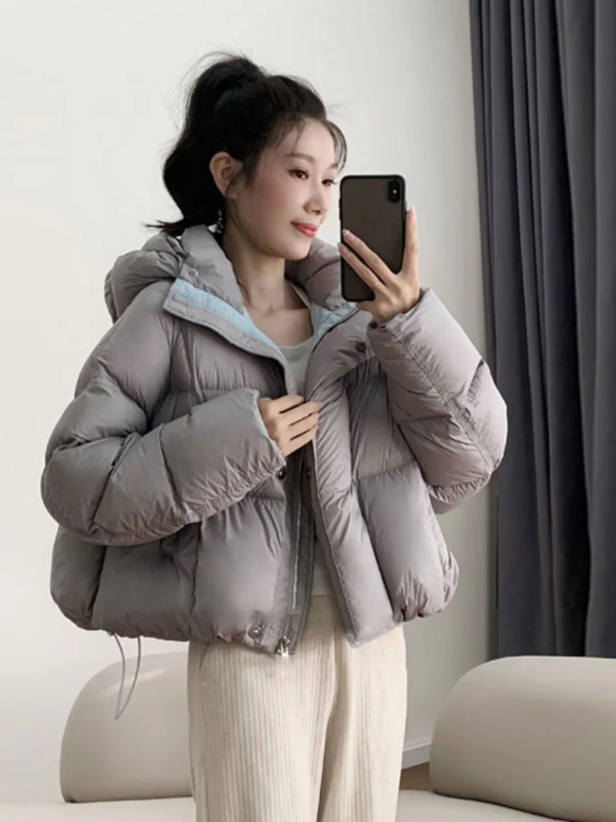 

Женская утепленная хлопковая куртка в корейском стиле, короткая, с капюшоном, модная верхняя одежда, новинка зимы