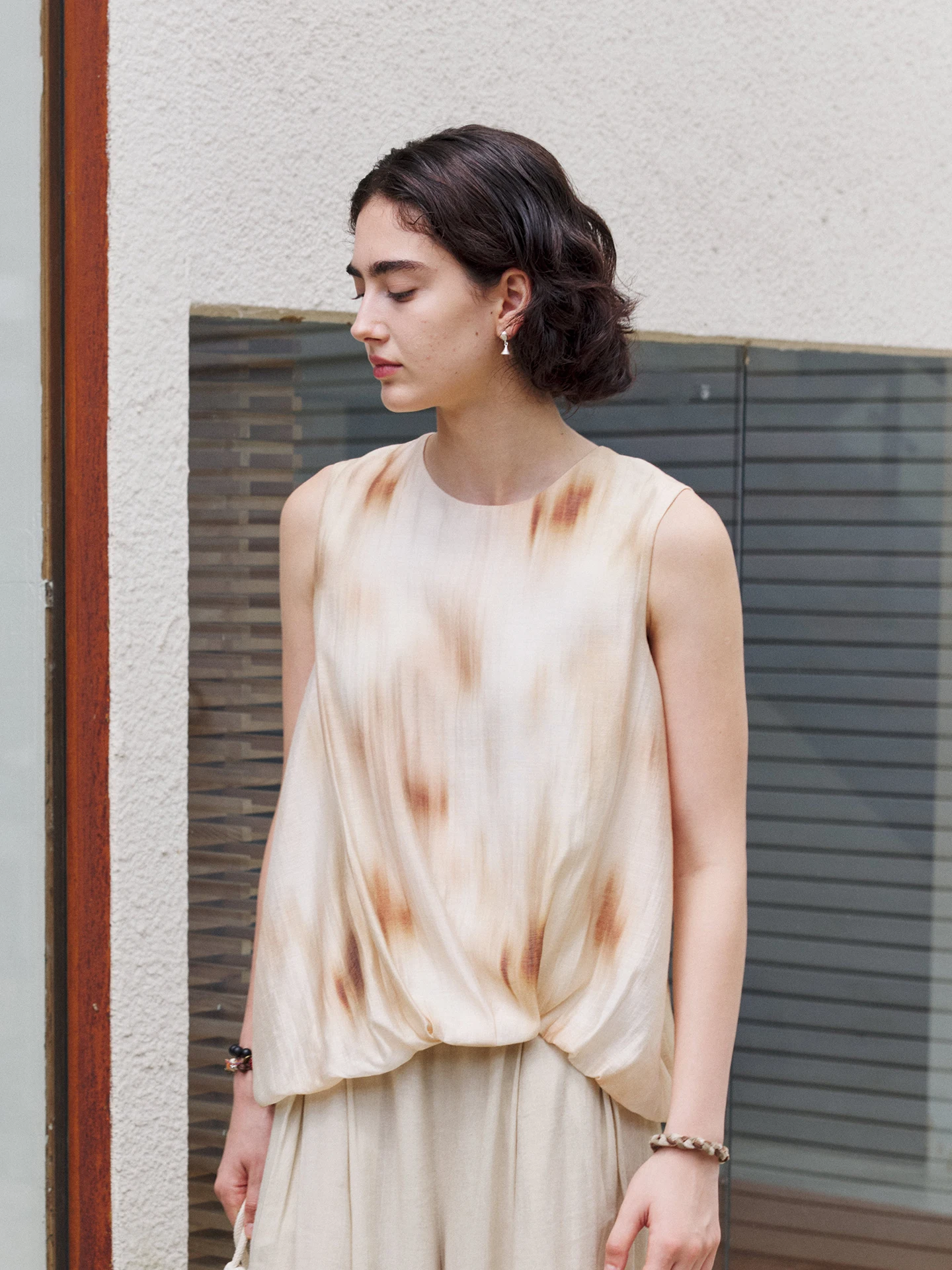 

Non Restrained Lenzing Lyocell Acetate Print Vest Women's Linen Bloomer Hem Svel Top Summer 2025 Casual Loose Fit Outer...