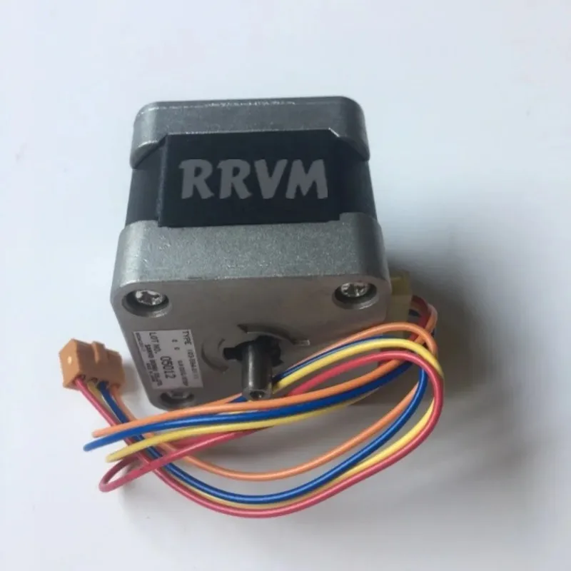 

Новый оригинальный шаговый двигатель оси X/Y Roland EGX-300 / PNC-300 - 22435125