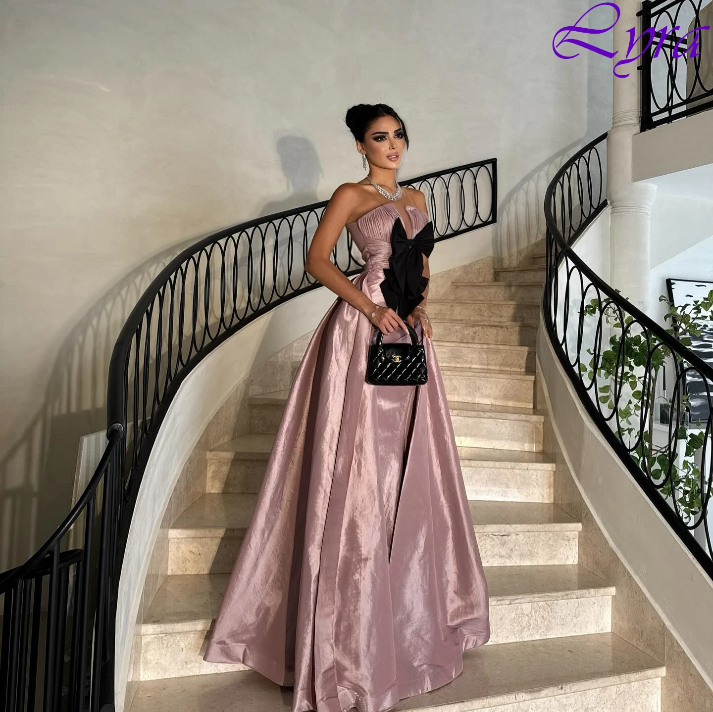 فستان سهرة رسمي أنيق بدون حمالات على شكل حرف A مخصص، فستان مناسب للحفلات عالي الجودة