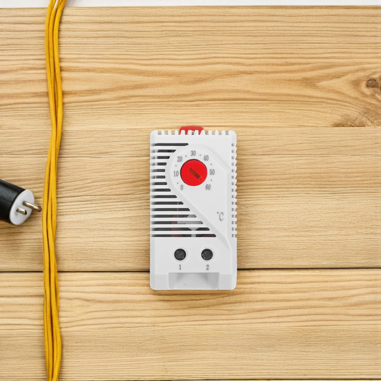 

Adjustable Temperature Control Switch For Heater Systems Mechanical Thermostat 0-60° Fast Response Safe Locking Design