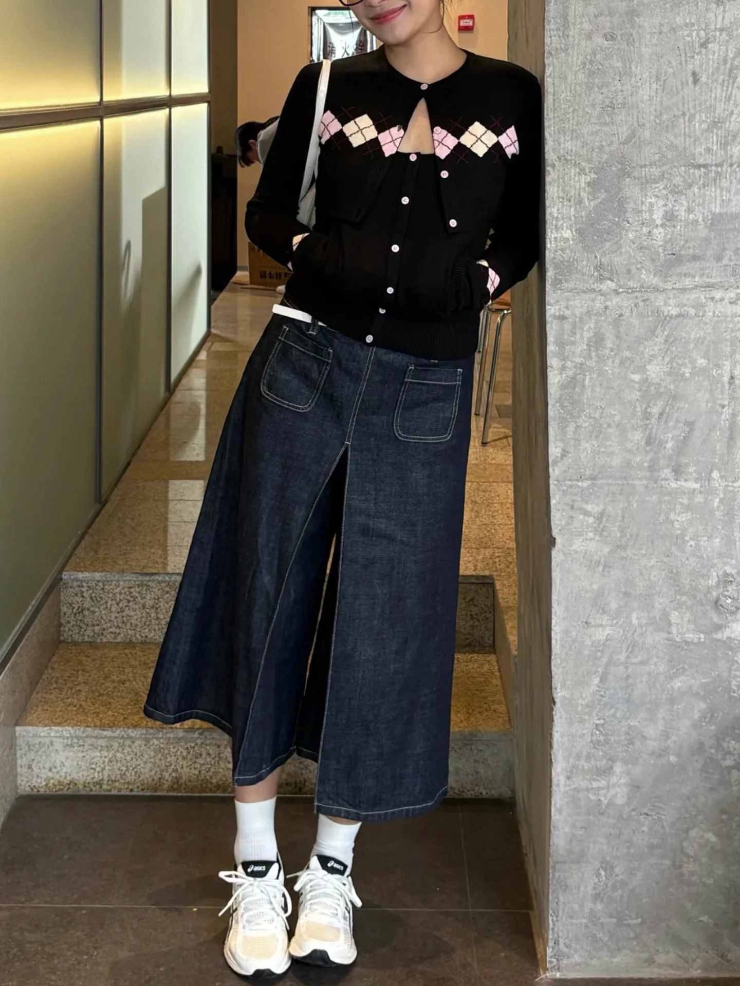 

Rarely Design A-Line Stand-Up Pleat 7-Length Wide Leg Jeans Casual Natural Waist Denim Pants for Women Non-Stretch Chinese Made