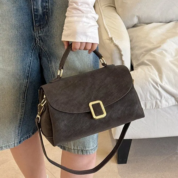 

Luxury Women's Diaper Bag Elegant Crossbody Handbag Minimalist Designer Tote Vintage Leather For Everyday Stylish Carry