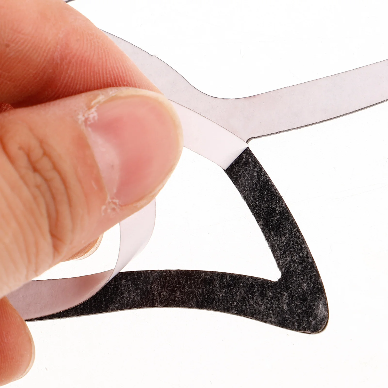 

Lotus Acrylic Mirror Wall Art Exquisite Craftsmanship Hollow Design Light Reflecting Home Decoration Living Room Bedroom Dining