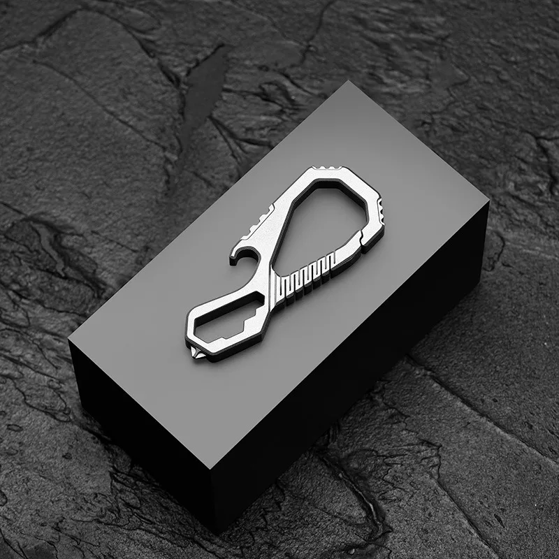 Multifunctional Titanium Alloy Car Keychain for Men Creative EDC Bottle Opener Key Ring,Key Pendant Key Holder