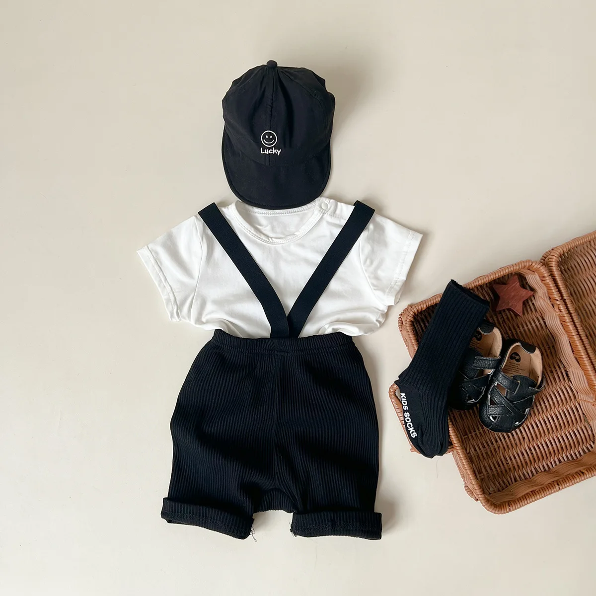 Summer Korean UNITIM Baby Boys 2PCS Clothes Set Cotton Short Sleeve T-shirts Strap Thin Shorts Suit Infant Boys Outfits
