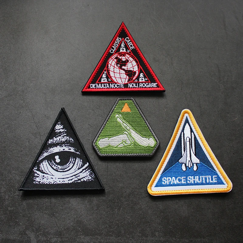 Triangle 3D Embroidery Badge All-Seeing Eye Woven Label Badge Ghost Action Armband Backpack DIY Hook Custom Patches for Clothing