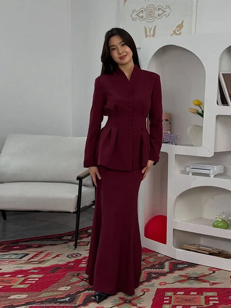 Elegantes einreihiges Hemd für Damen, solides Stehkragen, plissiertes Oberteil, Hüftpaket, schlanke Dame, lange Röcke, 2026, Frühlings- und Sommeranzug