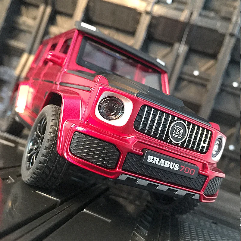 1:32 Mercedes Benz Brabus G700 SUV Off-road Alloy Car Diecast Model Sound Light Car Toy Collection Children Birthday Toy Gift