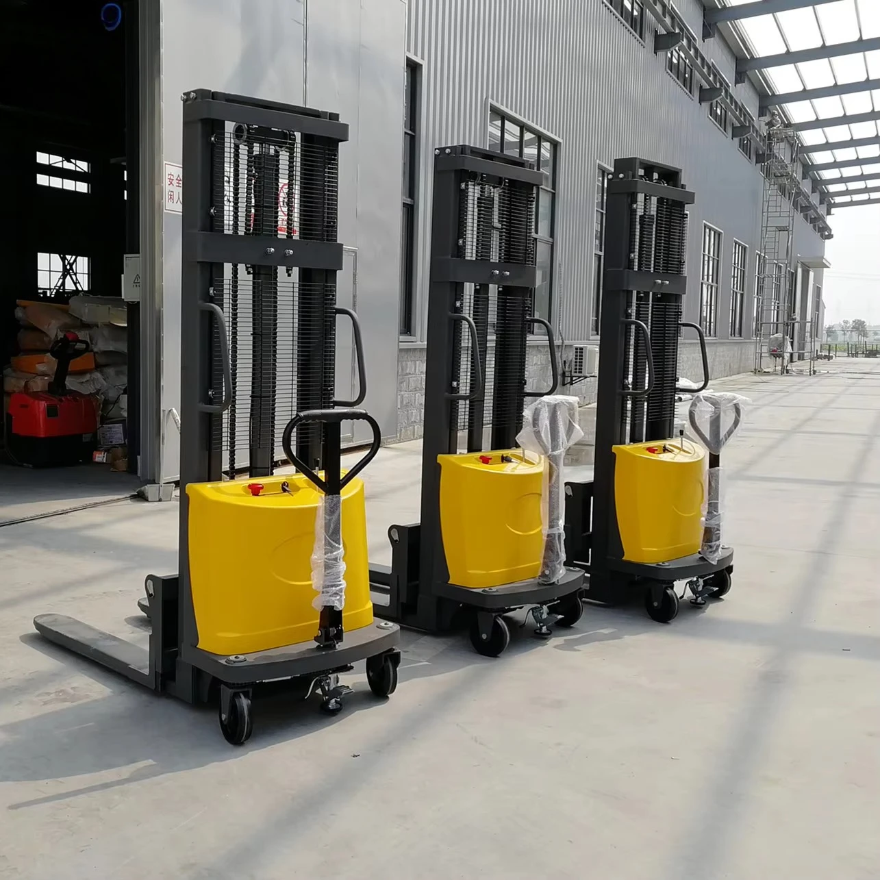 Good Selling 1- 2ton 2000kg Stacker Lift 3m  Semi-Electric Walkie Pallet Forklift Truck For Warehouse Logistics