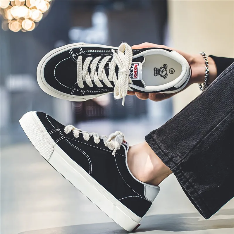 

New Trendy Sports Shoes for Man Classic Comfortable Flat Shoes High-grade Anti-slip Skate Shoes Soft-soled Walking Shoe Students