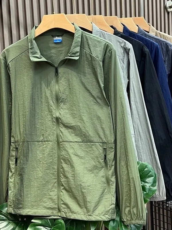 

Men's Summer Thin Ice Silk Outdoor Jaet Loose Fit Stand Collar Qui Dry Clothing Lightweight Military een Sun Protection...