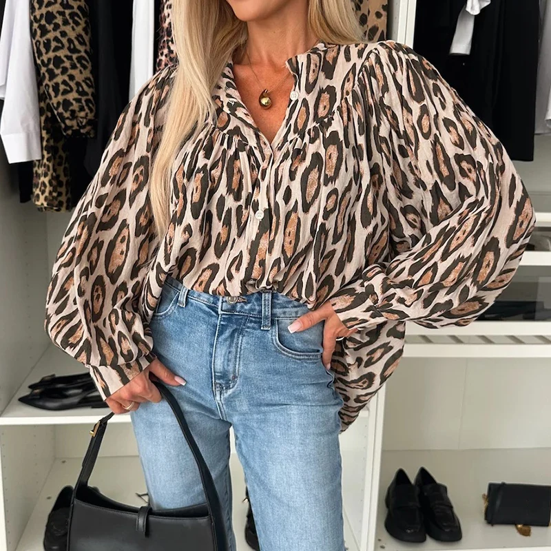 Elegant Single Breasted Long Sleeved Blouse Women Casual Loose Commuter Office Tops Autumn Fashion Leopard Printed Shirts Tops