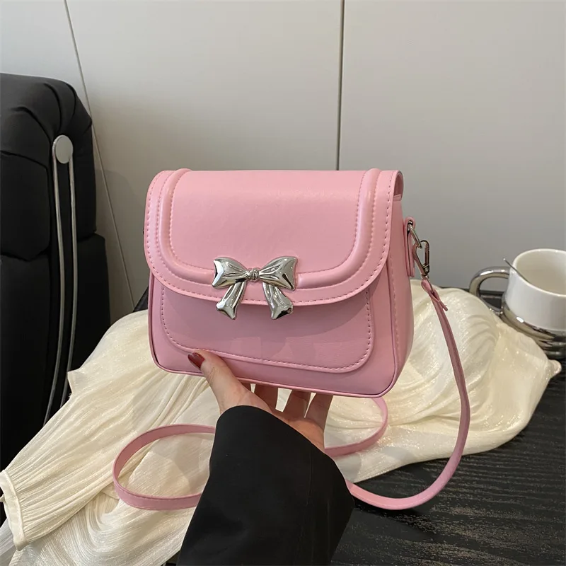 

2025 Summer New! Women's Fashion Bow Bag A Popular Trendy Shoulder Messenger Bag, Ideal As A Commuter Small Square Bag