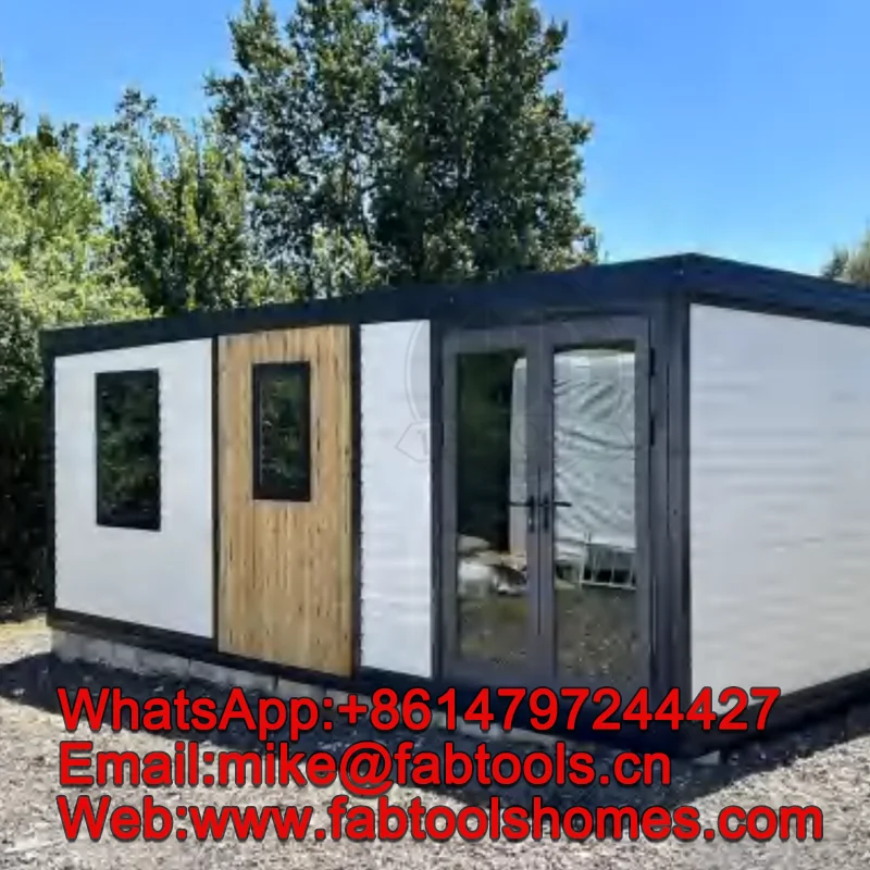 High quality china apartment prefabricated 4 bedroom container house home expandable apartment with bathroom