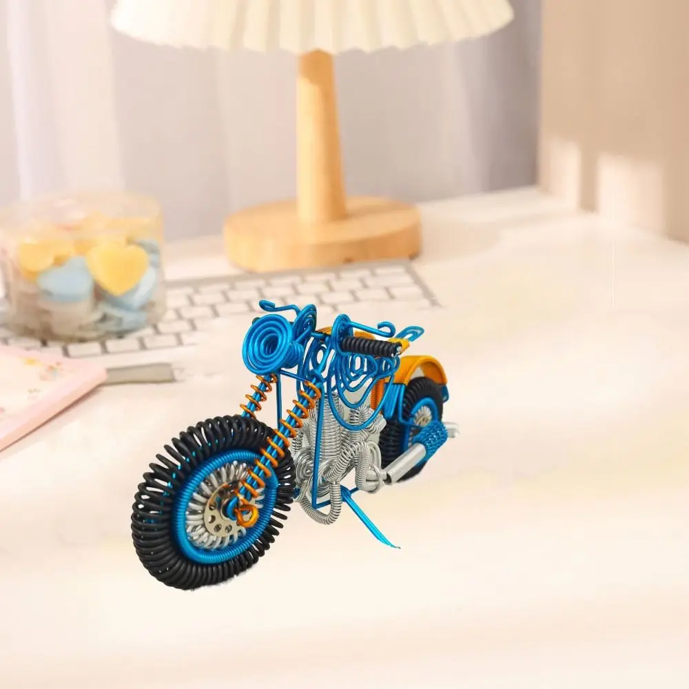 

Aluminum Wire Woven Motorcycle Sculpture Handmad Statue Aluminum Wire Motorbike Model Collectible Cartoon Motorcycle DIY Toys