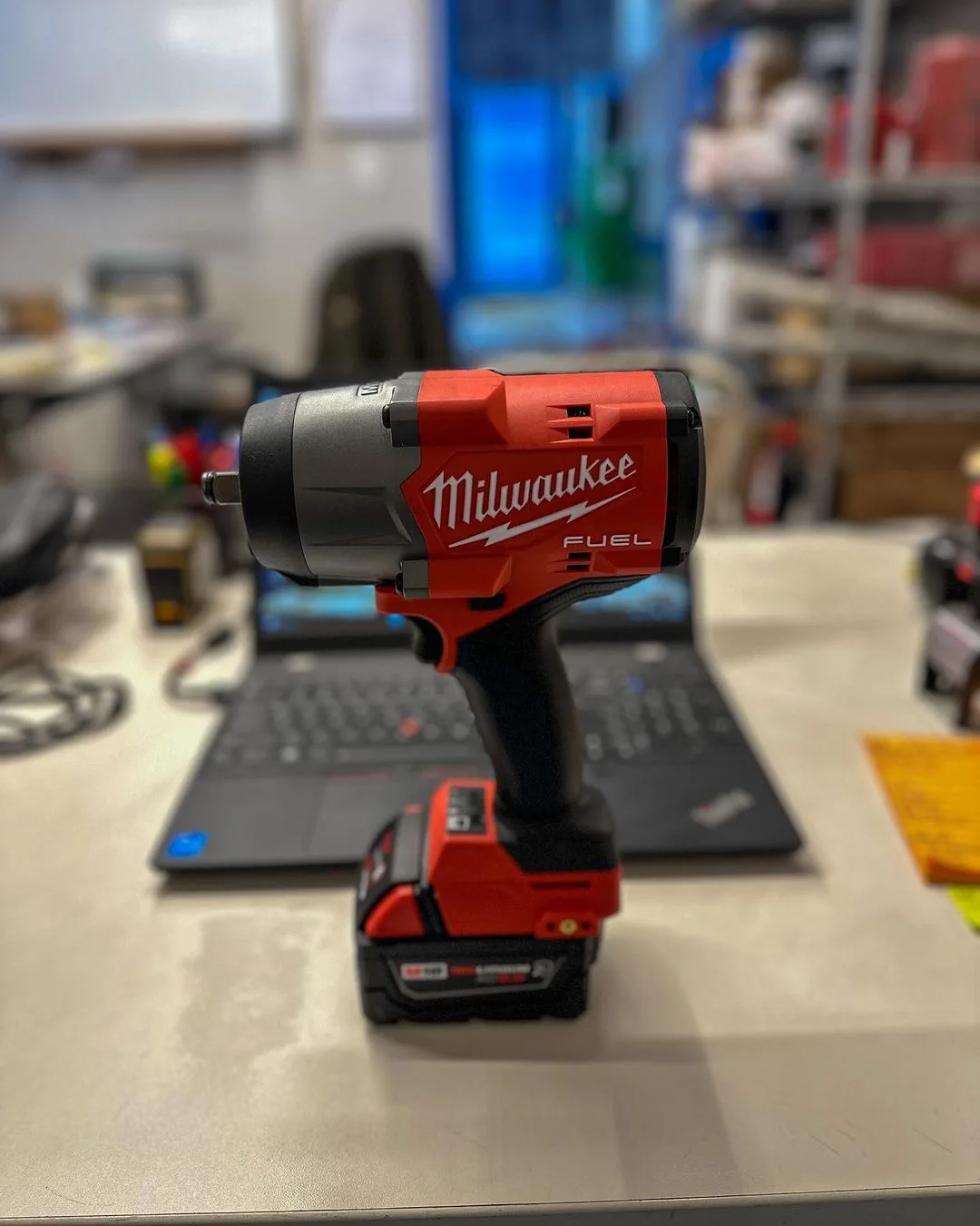 Milwaukee 2967-22 M18 FHIW2F12 FUEL 18V 1/2 \