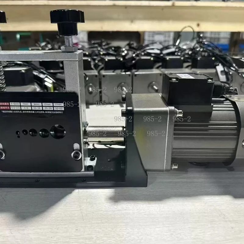 Automatic Cable Stripper Tool, Electric Wire Stripping Machine, Copper Peeler for Scrap Copper Recycling