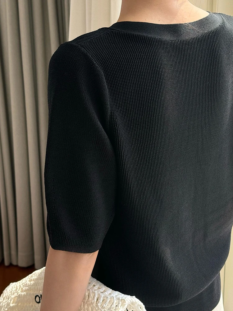 [EAM] Blu Breve di Grandi Dimensioni Casual Cardigan di Lavoro A Maglia Maglione Con Scollo A V Manica Corta Delle Donne di Nuovo Modo Marea
