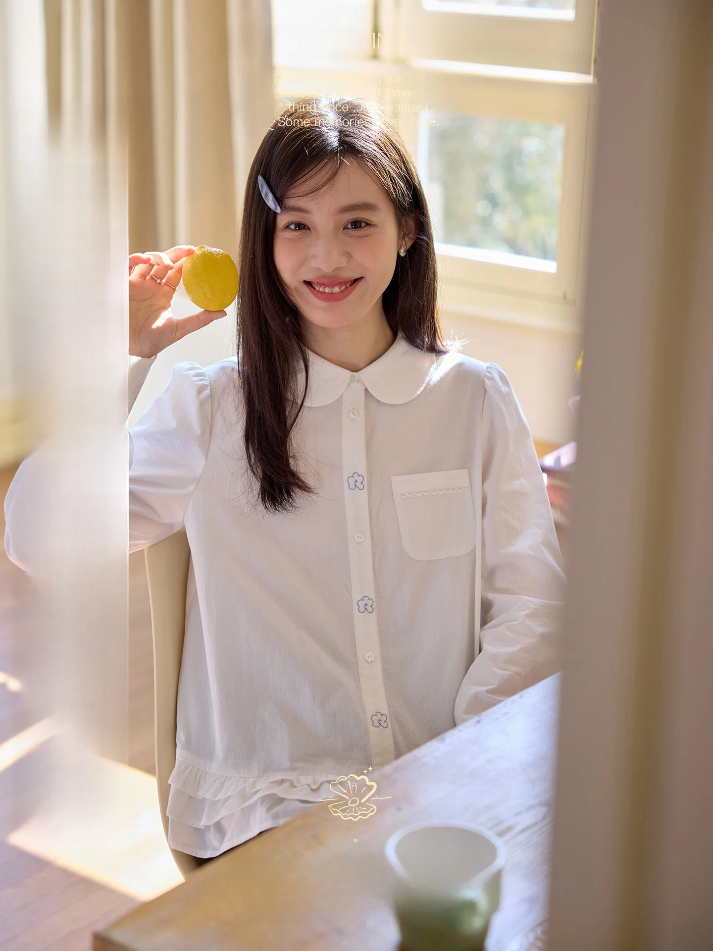 

Nov Elist French Style Cotton Bubble Sleeve Shirt Women's Ruffle Collar White Plaid Shirt Loose Fit Long Sleeve Button up