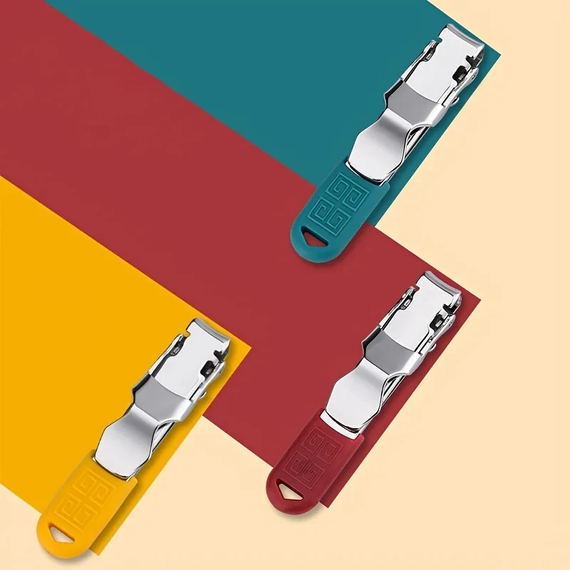 Coupe-ongles pliant portatif d'acier inoxydable avec le porte-clés-outil de pédicure pratique pour le toilettage en déplacement