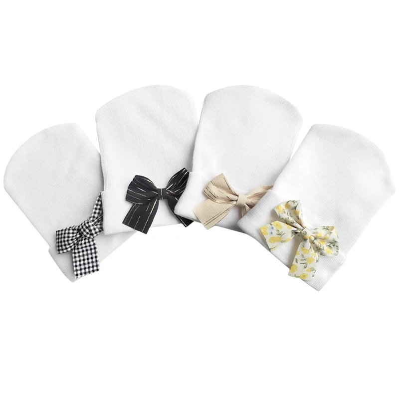 Geebro 0-3 Month Newborn Baby Girls Printed Bow Cotton Beanie Boys Kids Star white Knit hat New born baby Accessories Stuff