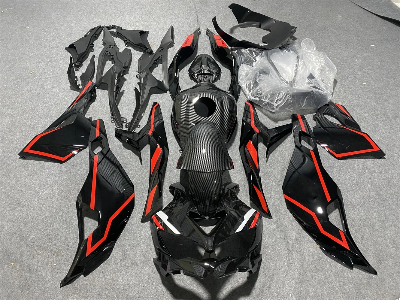 Motorcycle Fairing kit for ZX-25R 19 2021 22 23 Year ZX-4R ZX-4RR 2019 2020 2021 2022 2023 Year Fairing Black red motorcycle