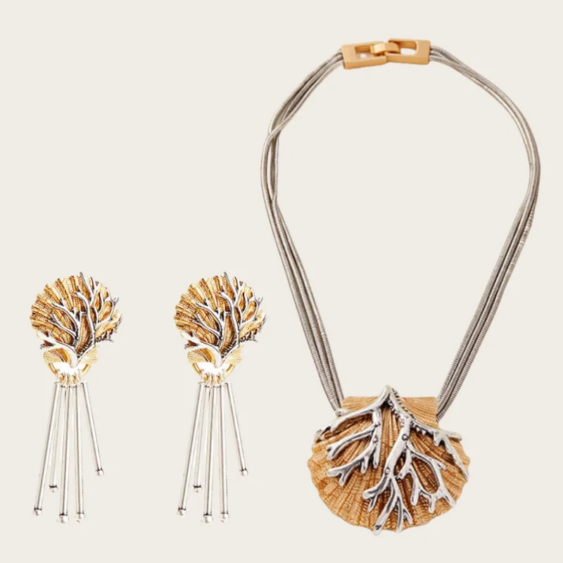 

Bohemian Style Beach Jewelry Two-Tone Shell Coral Pendant Necklace suit with Stud Earrings Fashion Accessory