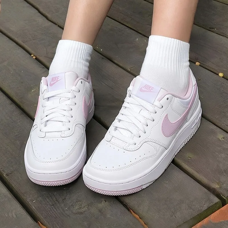 nike-chaussures-de-skate-basses-pour-femme-dx9176‑124-tige-en-cuir-semelle-intermediaire-en-mousse-respirante-semelle-exterieure-en-caoutchouc-baskets-decontractees-pour-tous-les-jours