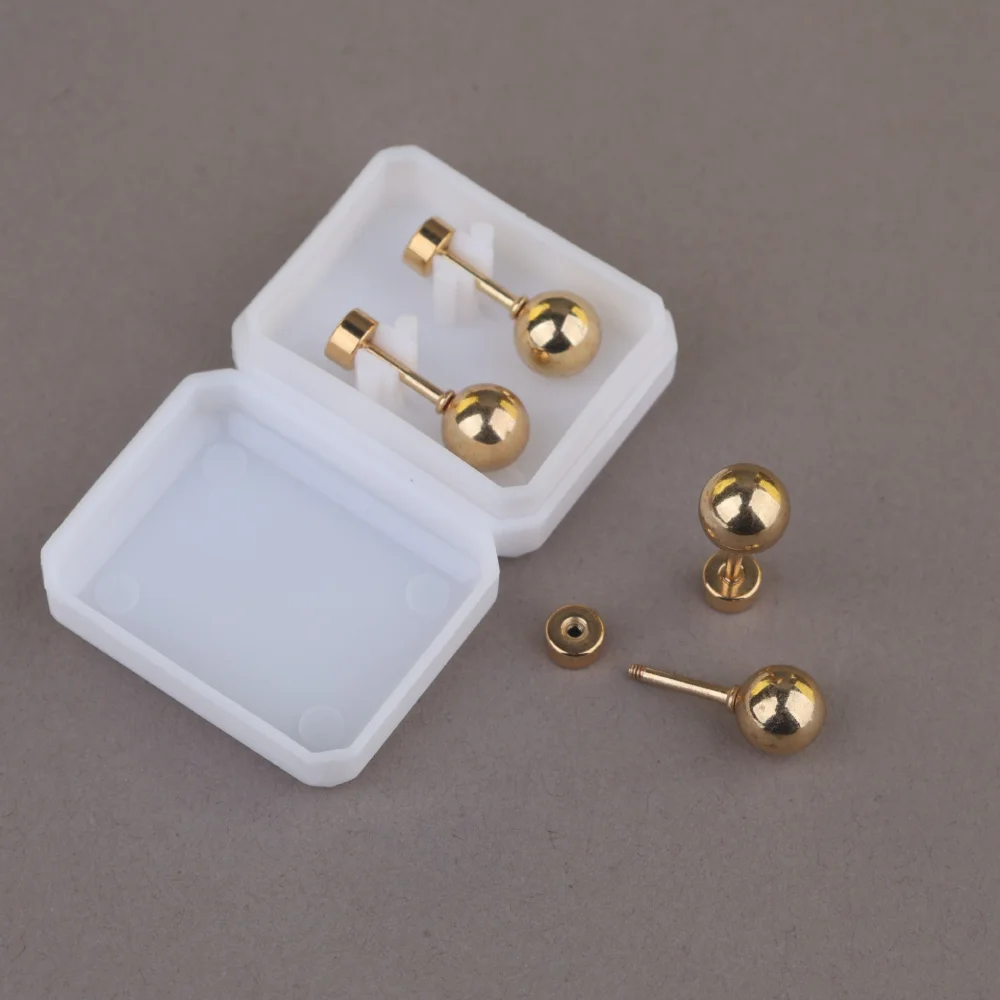 

6MM Gold-colored Stainless earrings in a box; round-shaped, threaded earrings For Women Men Ear Piercing Jewelry