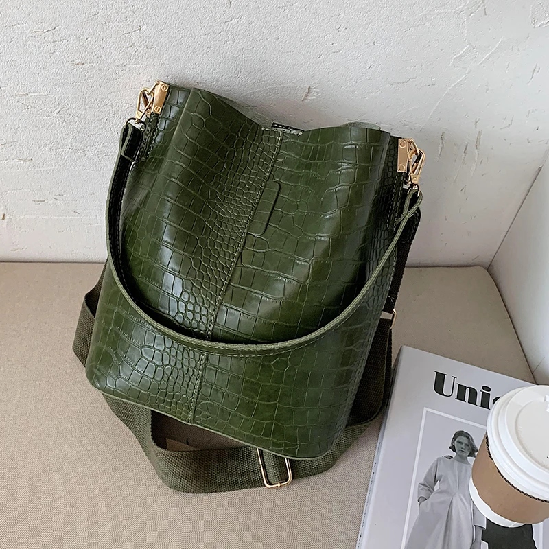 Vintage Bucket Bag 2023 Personalized Stone Pattern Buckle Large Capacity Shoulder Bag Temperament Texture Trend Crossbody Bags
