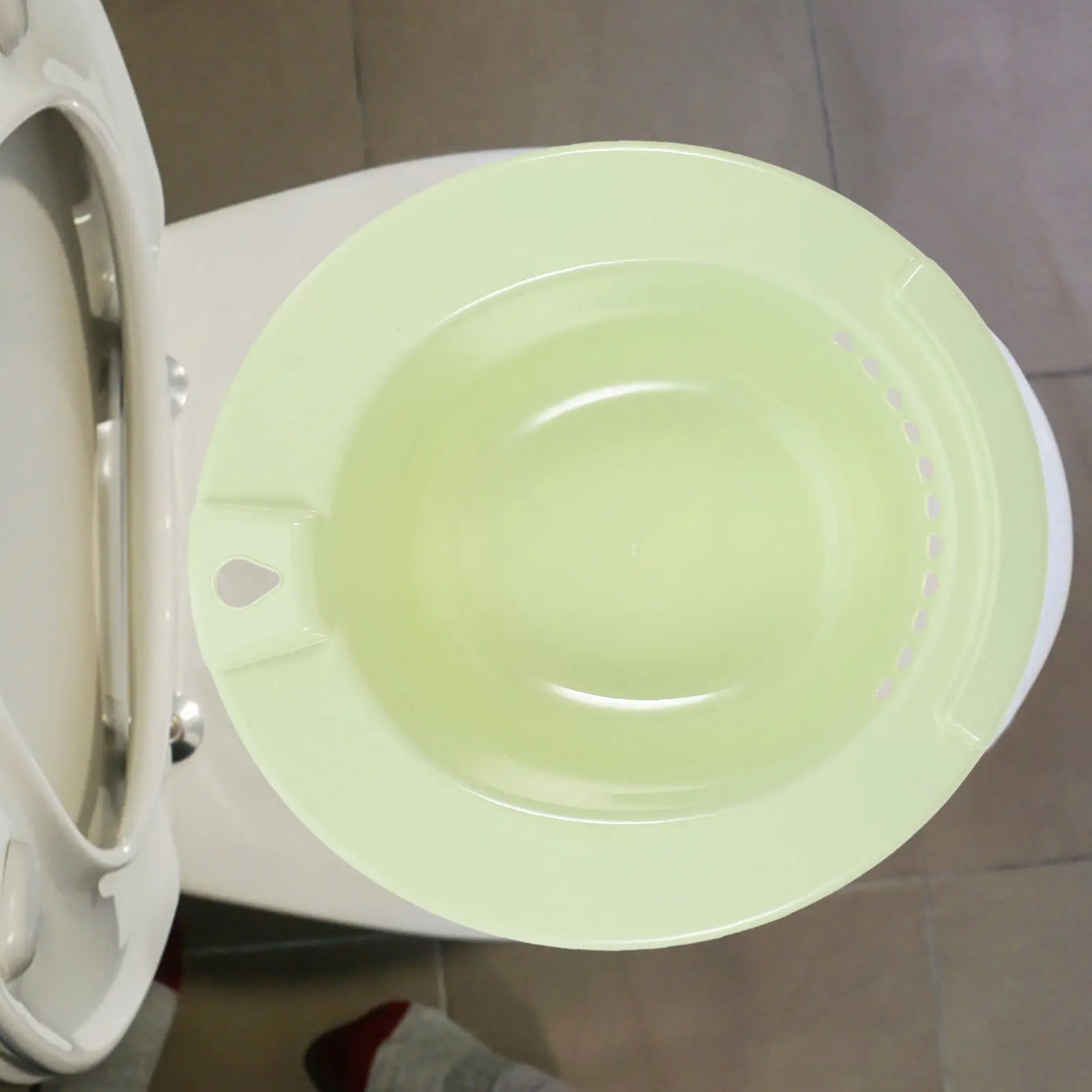 Sitz Bath Nordic Green Designed for Comfort Elderly Pregnant Postpartum Care Toilet Seat Post Surgery Relief Overflow Hole Wall