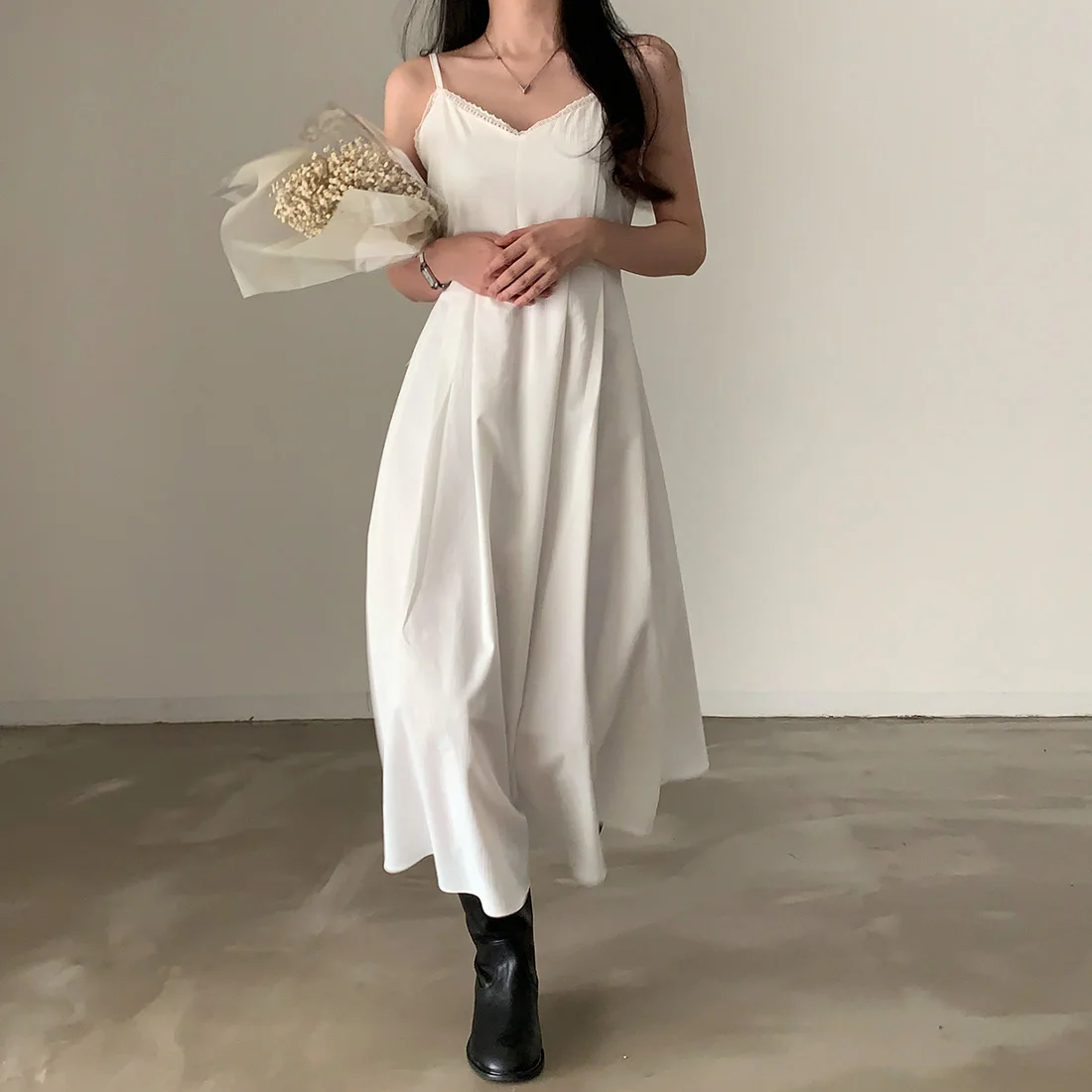 

Korean style Lace Trim V-Neck Slip Dress - Slim Fit Pleated Sleeveless Gown