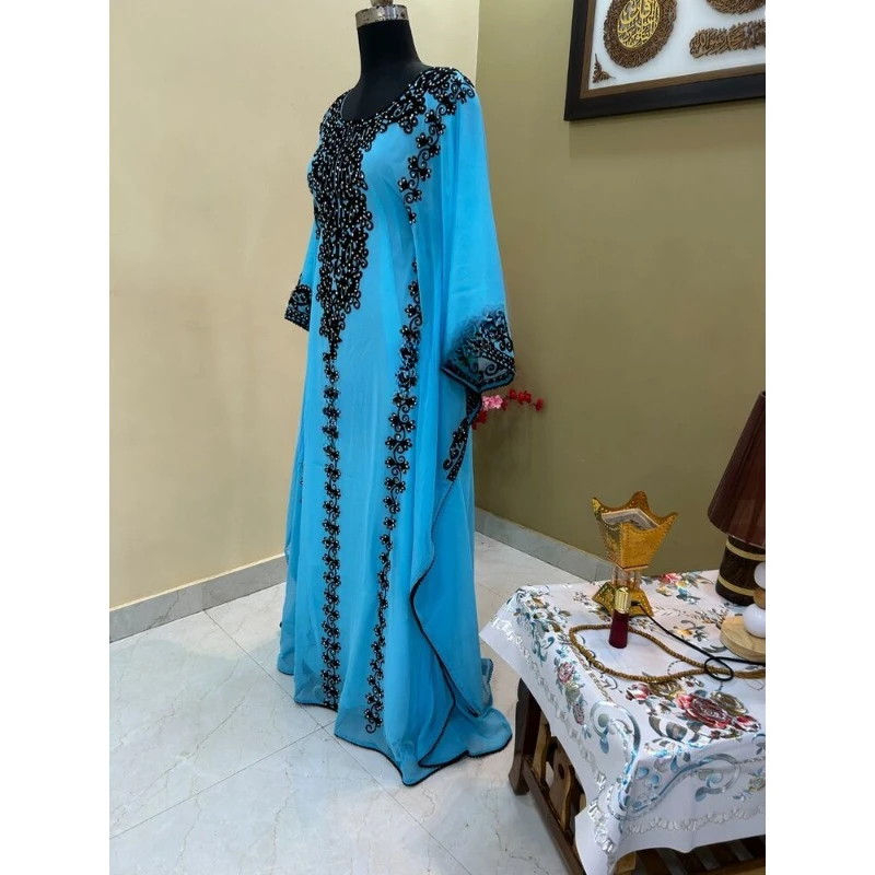 Morocco Offers Wedding Attire for Dubai Cafes India & Pakistan Clothing