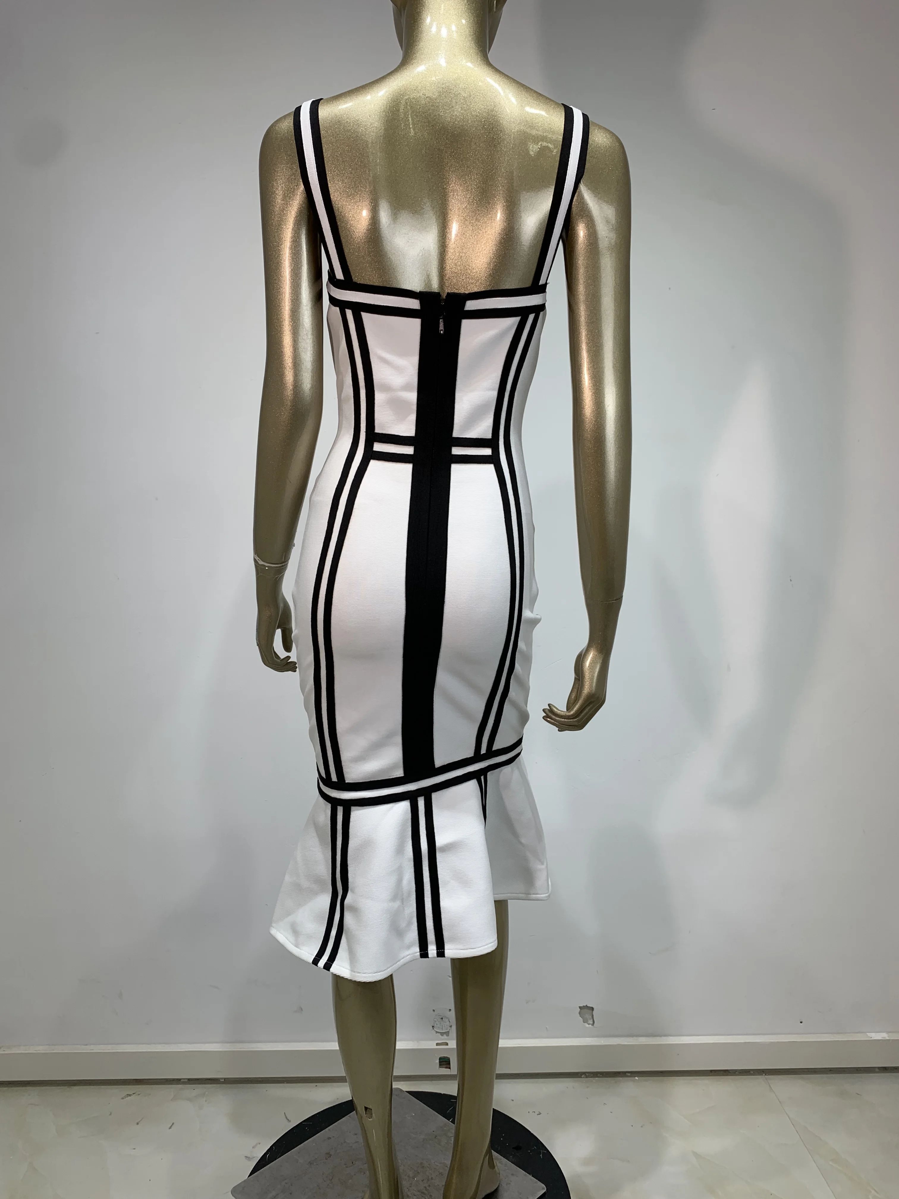 新着女性ノースリーブセクシーなスクエアカラーパッチワークボディコン包帯ミディドレスナイトクラブパーティー祝う誕生日衣装