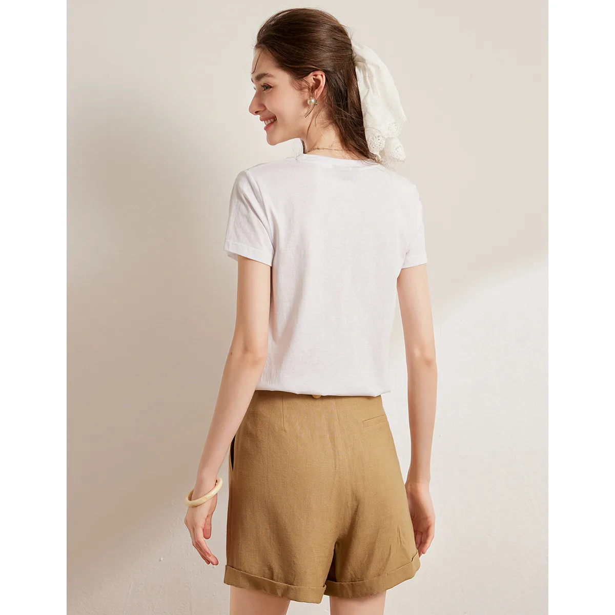 LOUIS YAO 2025 Summer Solid Color Versatile Simple T-shirt Round Neck Split Line Design Short Sleeve Women's T-shirt