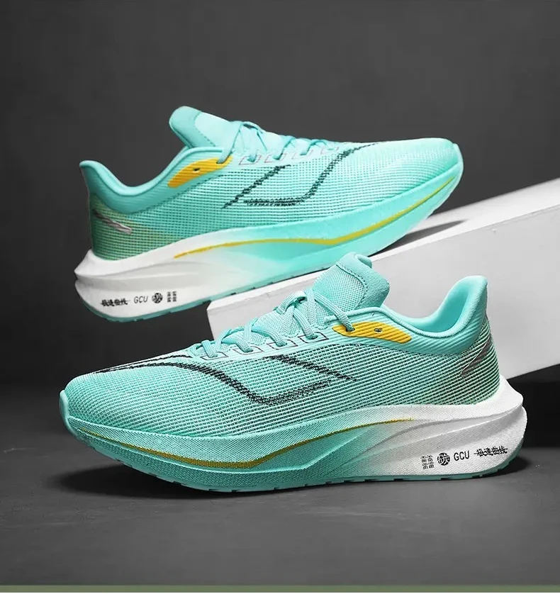 

Unisex Couple Running Shoes | Lightweight Breathable Mesh Non-Slip Wear-Resistant Outdoor Casual Sports Shoes sneakers