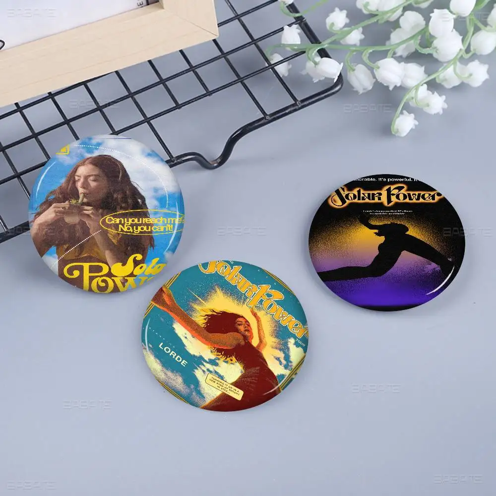 

Pop Singer Lorde Creative Pins Funny Round Snap-in Brooch Badge Backpack Hat Accessories Jewelry Gifts For Friend