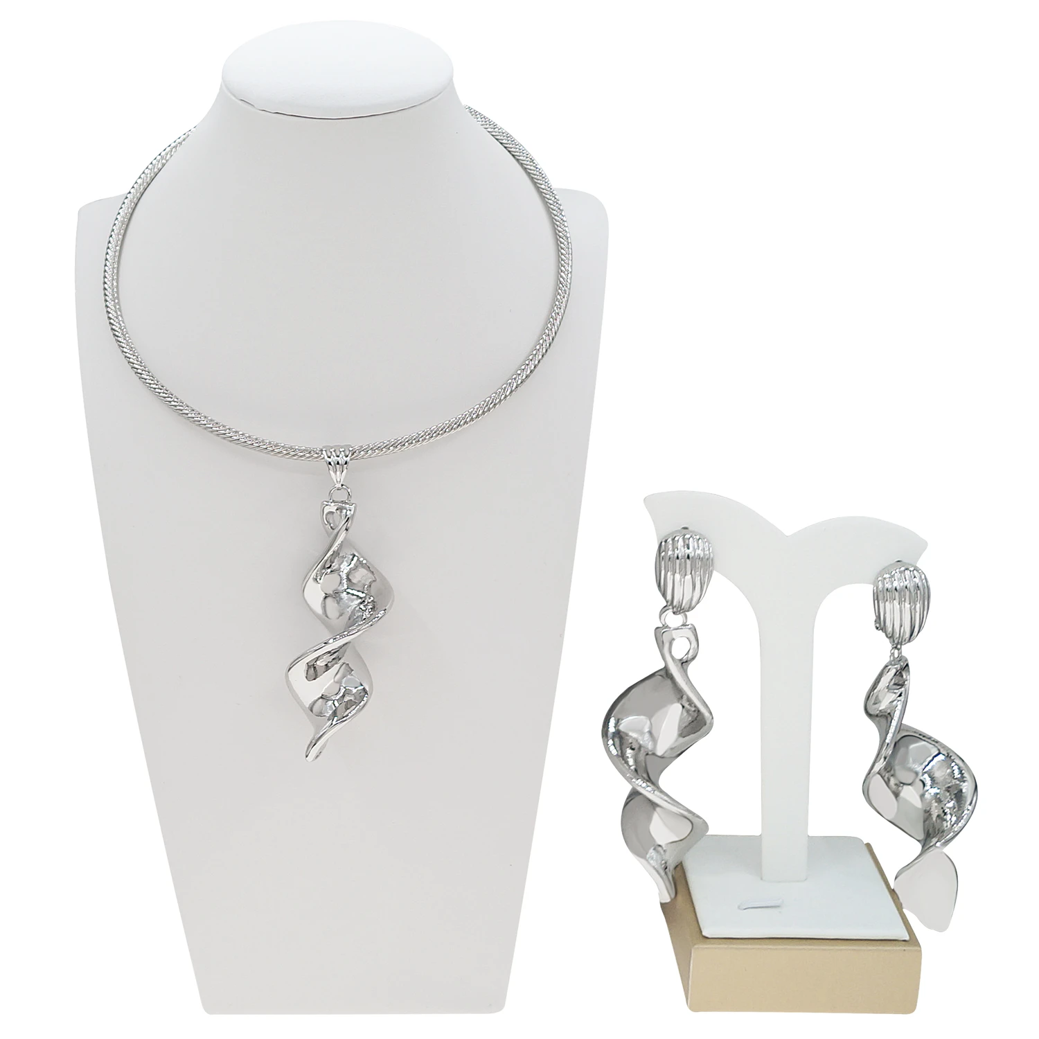 Designer Inspired Fashion Jewelry Set Elegant Silver Plated High-End Daily Necklace And Earrings Two-Piece Ensemble