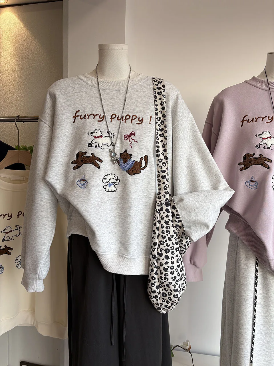 Women Sweet Purple Crewneck Sweatshirt Cute Dog Cat Embroidery Letter Print Loose Long Sleeve New Casual Autumn Pullover Top
