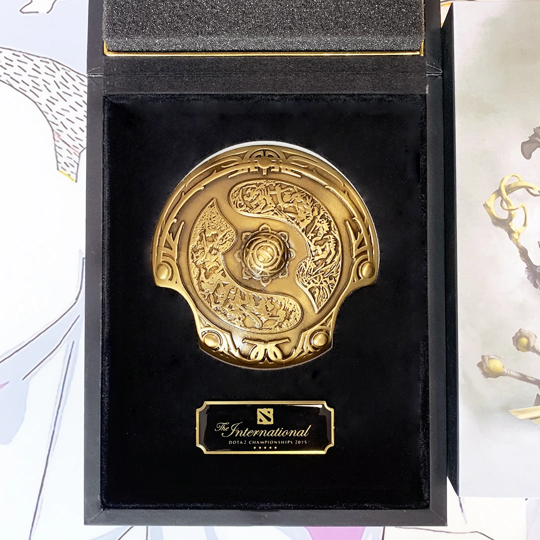 DOTA 2 Action Figure Game Keychain Immortal Champion Shield Roshan