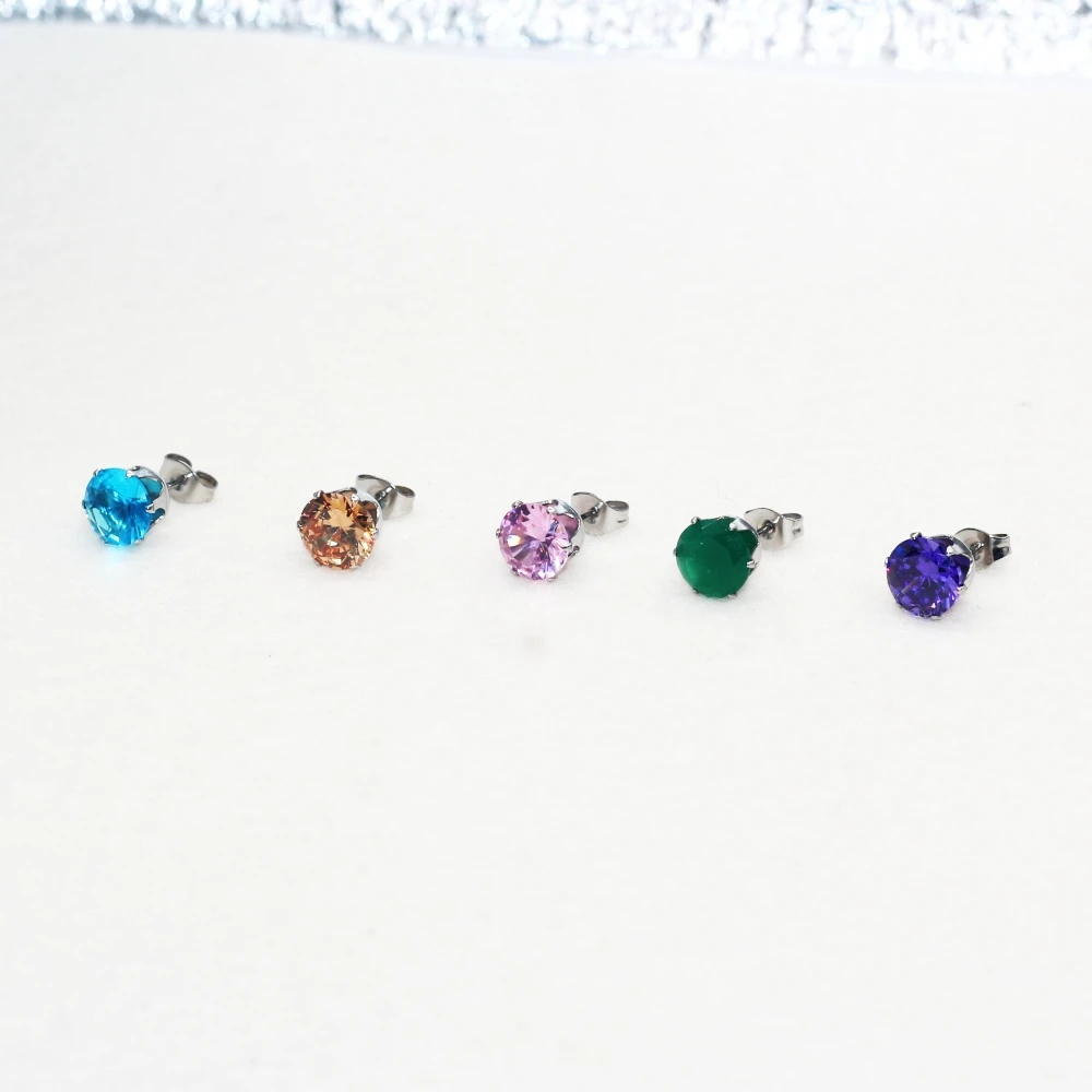Edelstahl-Ohrstecker 8mm rund Bunte AAA Zirkon-Schmuckstücke Allergiefrei – Detail 4