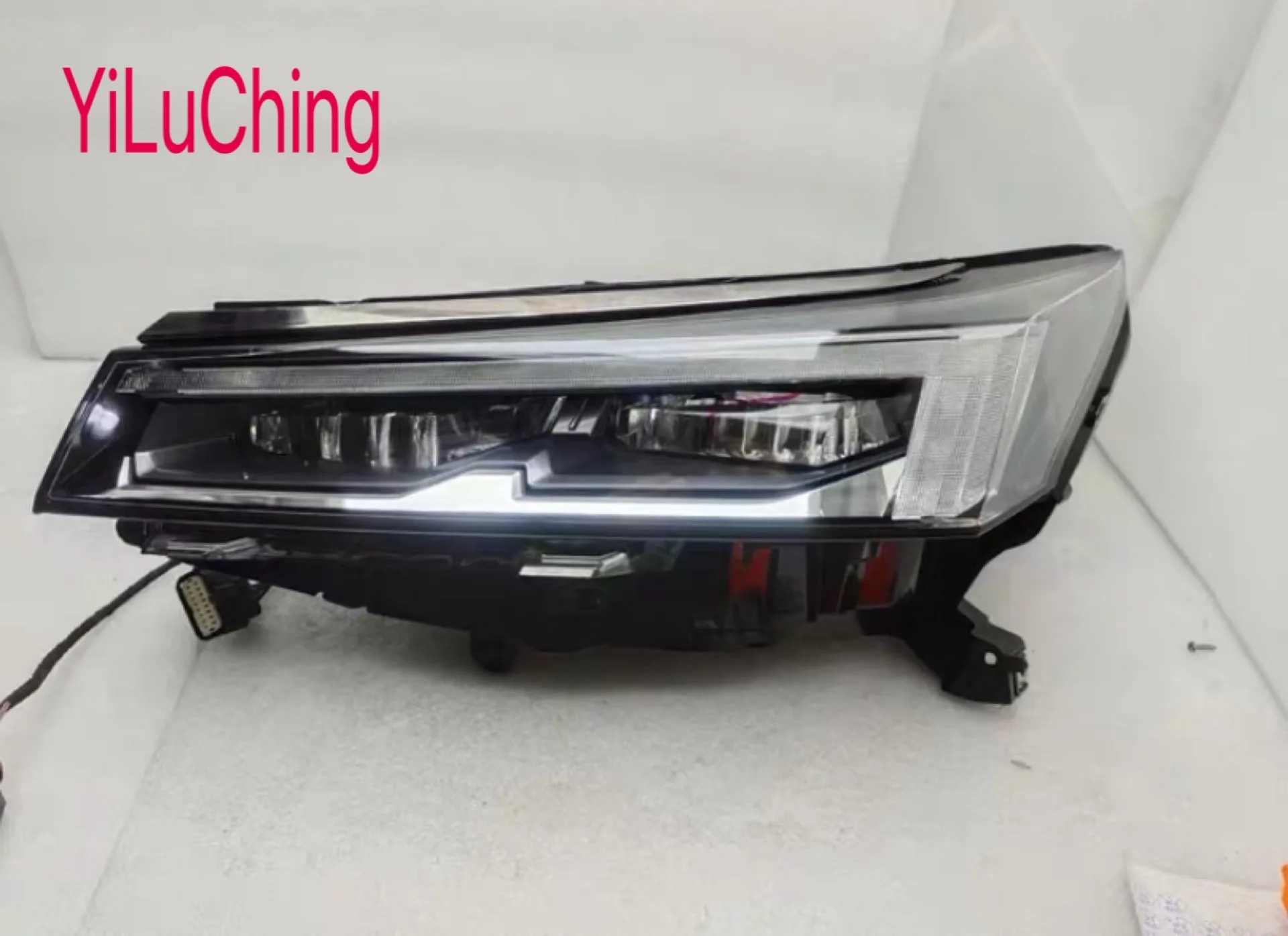 

Applicable to Trumpchi gm8 gn8 m8 new 24-26 master version gac motor headlight assembly headlight