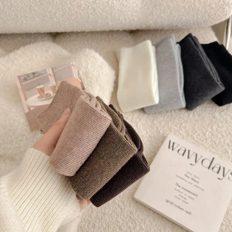 Minimalist Ribbed Knee High Socks, Solid‑Color Long Leg Socks, Versatile Neutral Tone Socks for Skirts Pants Daily Wear