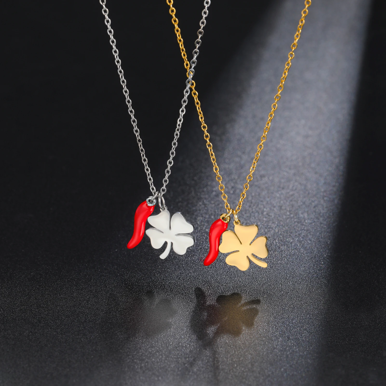 Italian Horn Leaf Lucky Clover Pendant Necklace for Women Stainless Steel Charms Chain Amulet Talisman Jewelry Birthday Gift