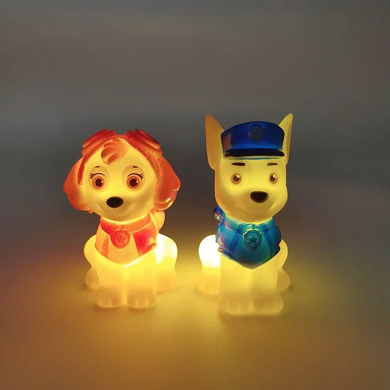 Lámpara de la patrulla canina para niños, luz Led de noche de Anime, bonita lámpara de mesita de noche para decoración de dormitorio, regalo de