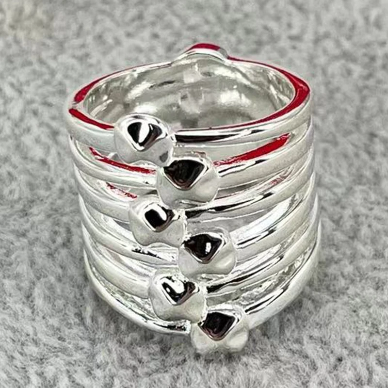 

2025 European and American fashion trend electroplated gold and silver luxury ring, suitable for women's jewelry