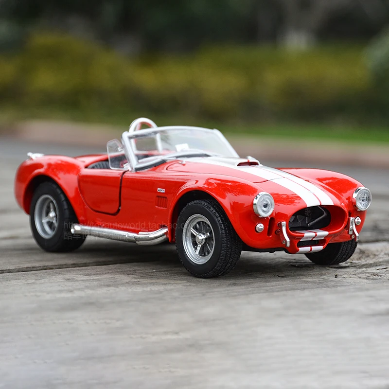 WELLY 1:24 Ford Shelby Cobra 427 S/C 1965 Alloy Car Model Diecasts & Toy Vehicles Collect Car Toy Boy Birthday gifts