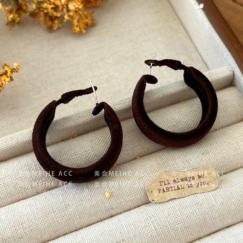 GANPUP Niedliche Bunte Runde Creolen für Damen, Modischer Neuer Piercing-Schmuck, Accessoire, Geschenk für Party und Urlaub. – Detail 10