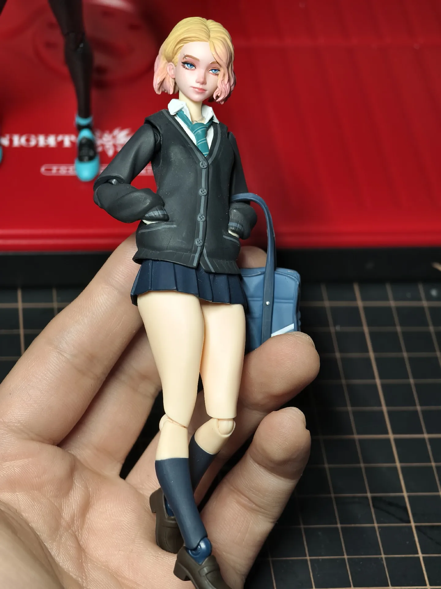 مخصص 1/12 مقياس أنثى الجندي شخصيات أنيمي جوين ستايسي العنكبوت رئيس نحت نحت لنموذج شخصيات الحركة 6in Shf Mafex #2